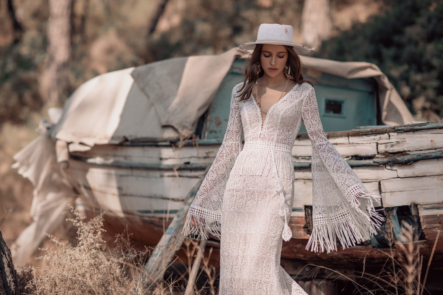 Ariamo Boho Wedding Dresses Bohemian Lace Macrame Ariamo Bridal