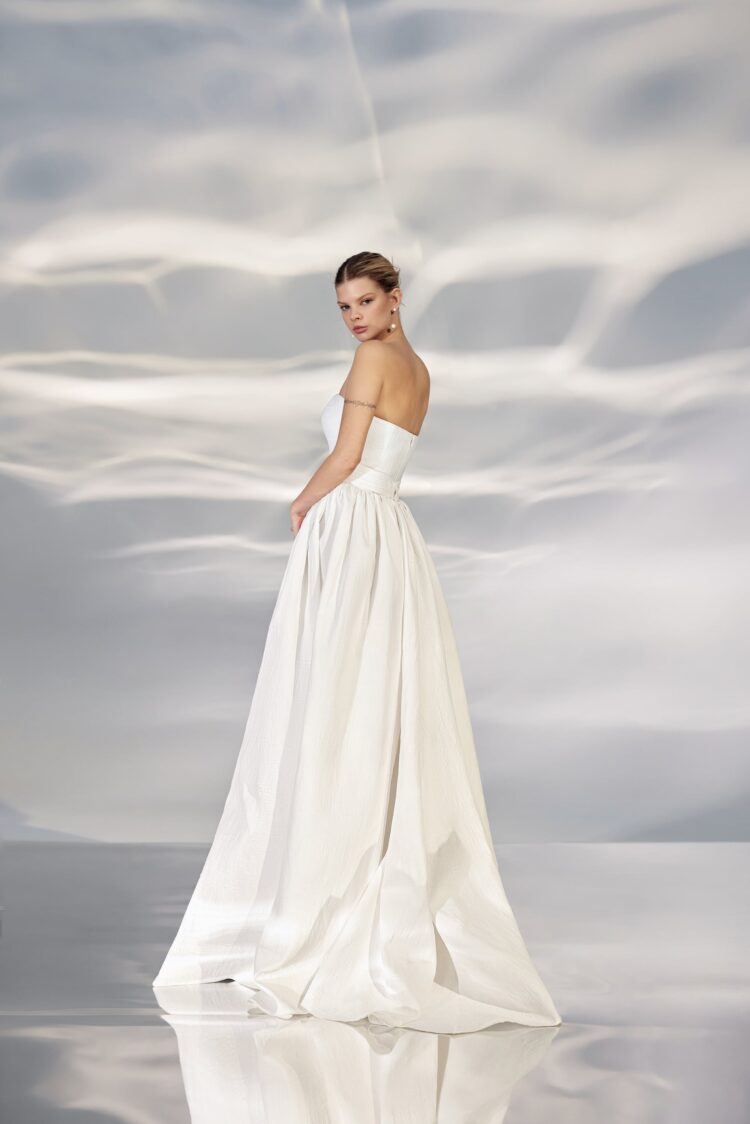 Jacquard Wedding Dress L326 buy