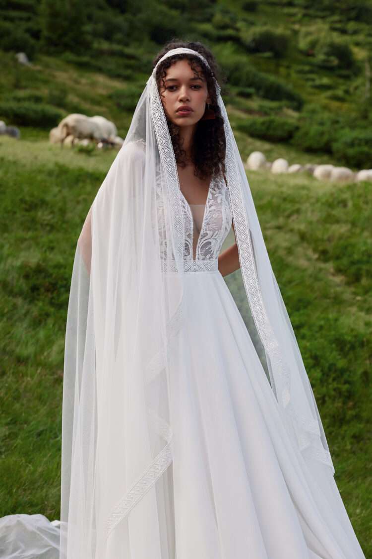 Allesia Wedding Dress With Veil Price