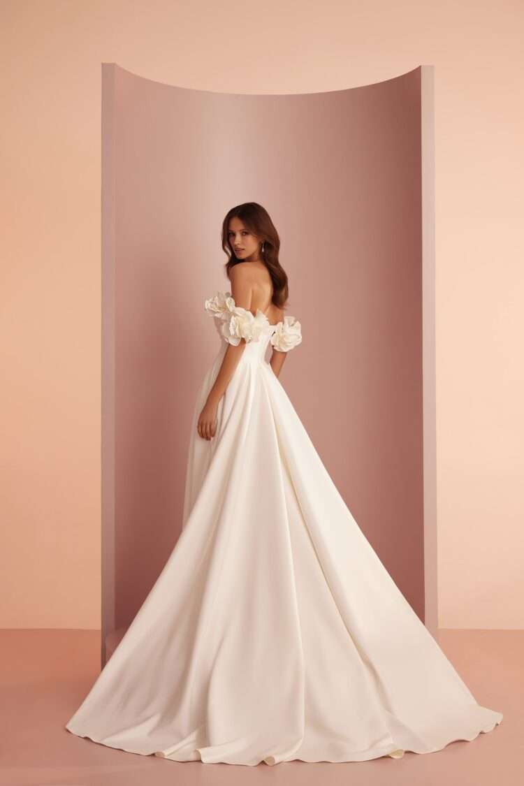 Mat Satin Wedding Dress L402 buy