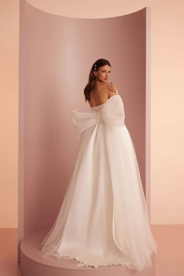 Mikado And Tulle Wedding Dress L427 buy